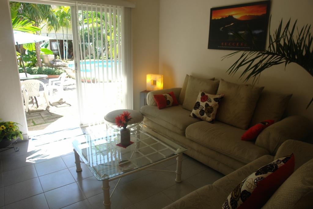 Residencia Los Encantos Cancún Esterno foto