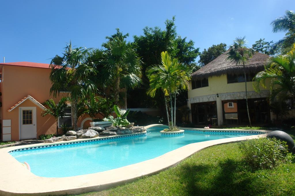 Residencia Los Encantos Cancún Esterno foto