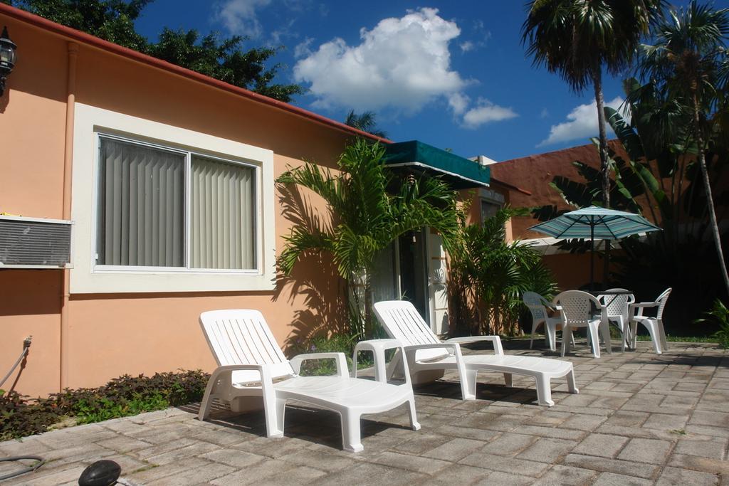 Residencia Los Encantos Cancún Esterno foto