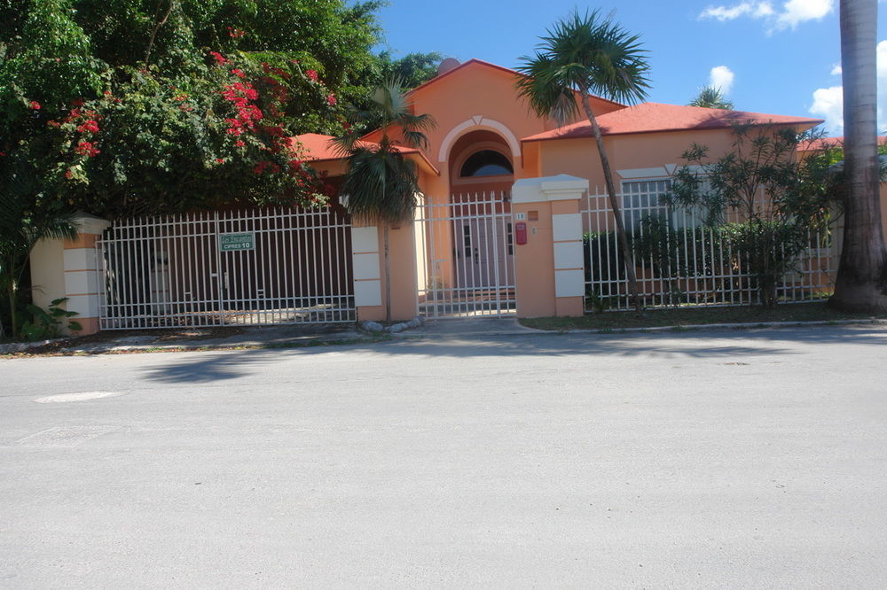 Residencia Los Encantos Cancún Esterno foto